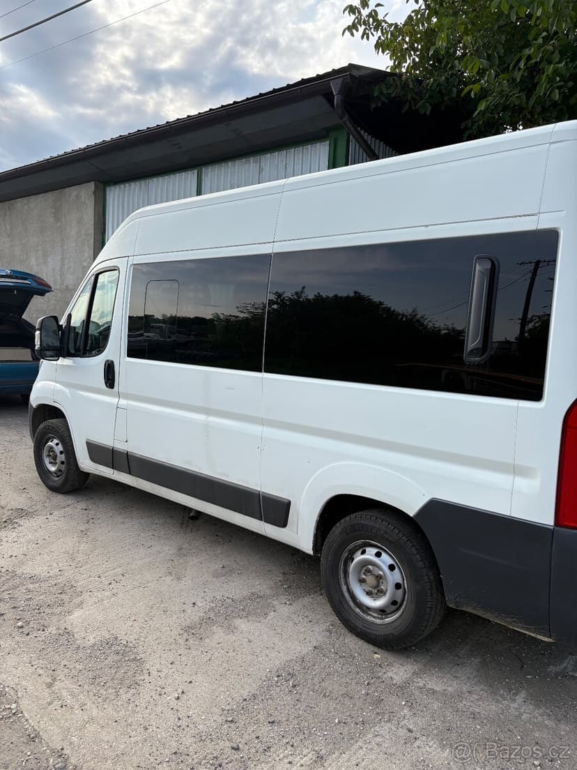 Peugot Boxer 9miestny