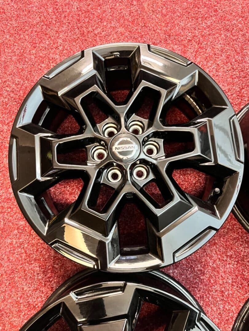 6x114,3 R18 originál hliníkové disky Nissan Navara - TOP