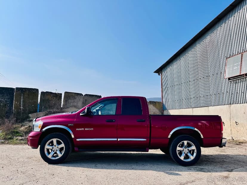 Dodge Ram 1500 4X4 V8 5.7 Hemi (LPG)