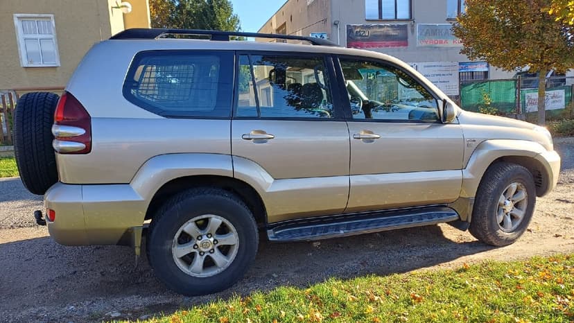 Toyota Land cruiser 120