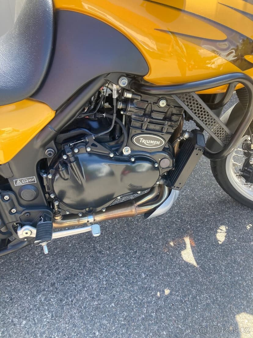 Triumph tiger 885 ,61kw ,rv.2000