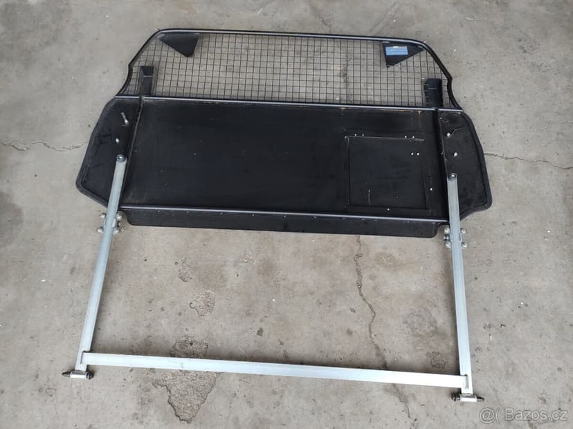 přepážka dělící mřížka do mpv suv kombik crossover offroad