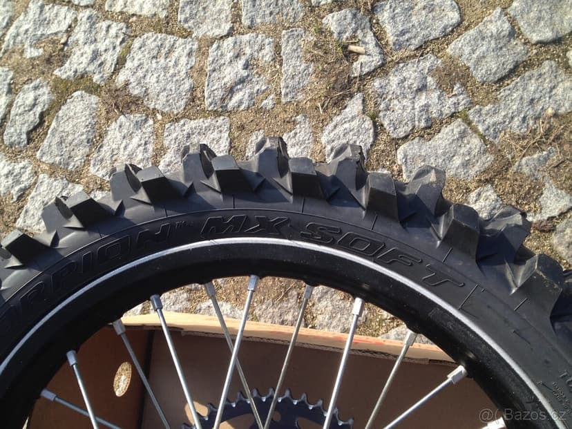 Yamaha YZF 250-zadní kolo