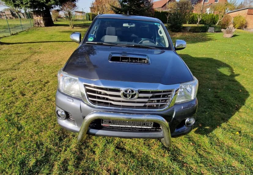 Toyota Hilux 2,5D4D 4x4 106kw