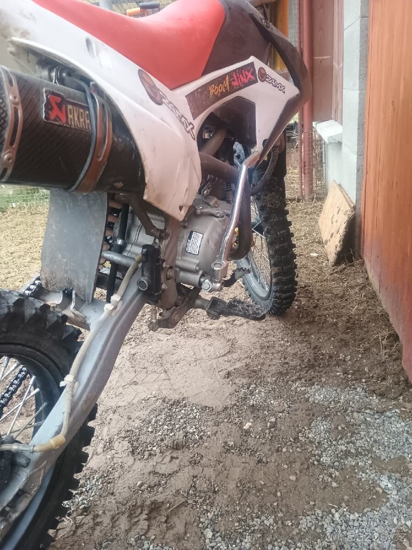 Pitbike WPB 190 s motorem Stomp