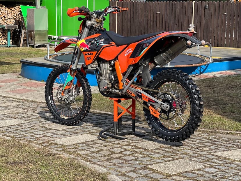 KTM EXC R 530 enduro/supermoto