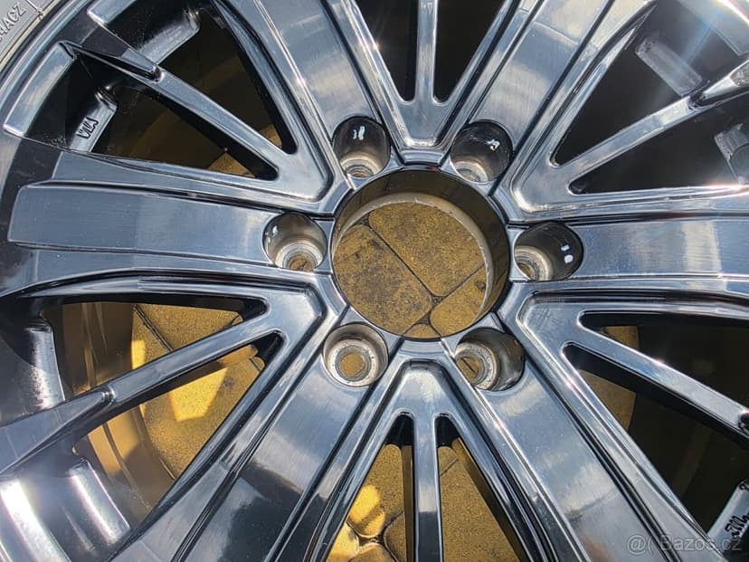 Alu kola celoroční sada 6x139.7 18" Isuzu D-Max