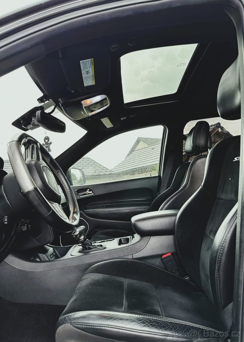 Pronájem vozu Dodge Durango 6.4 SRT