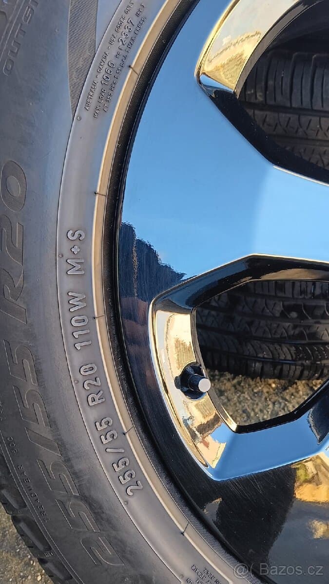 Land Rover Defender R20