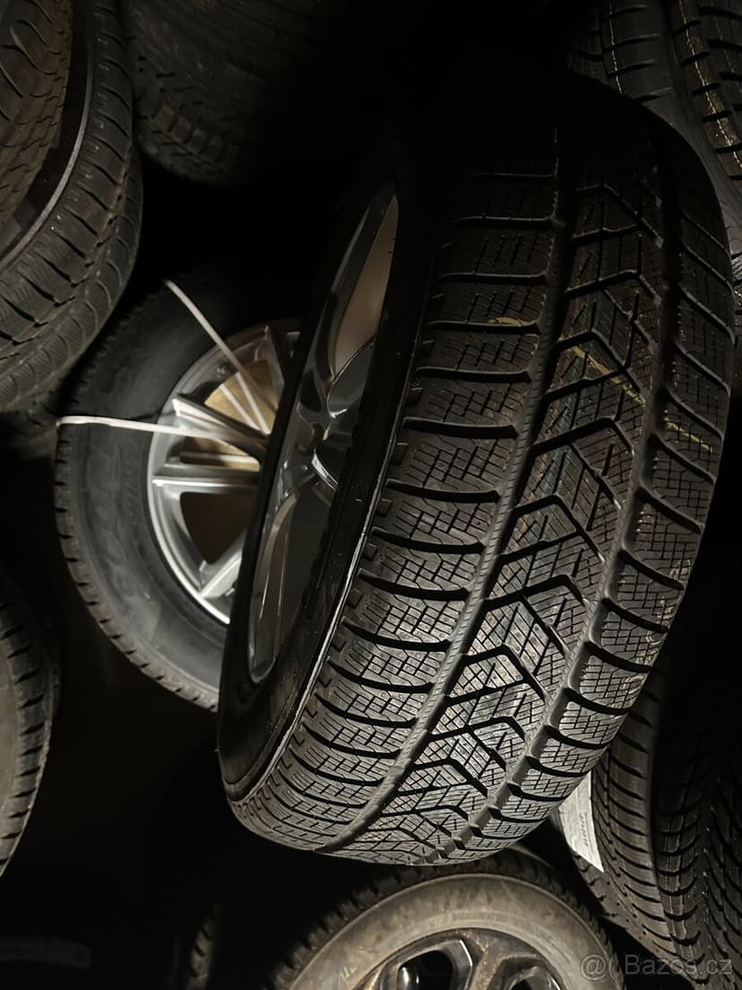 Alu kola + Pneu Land Range Rover Sport L494 komplet zimní 19