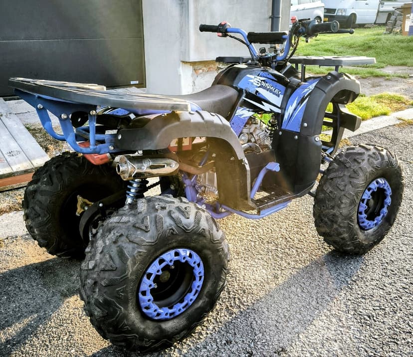 Dětská čtyřkolka