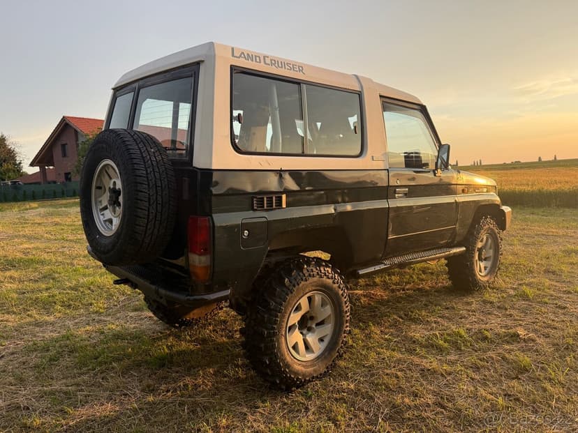 Toyota Land Cruiser KZJ 73