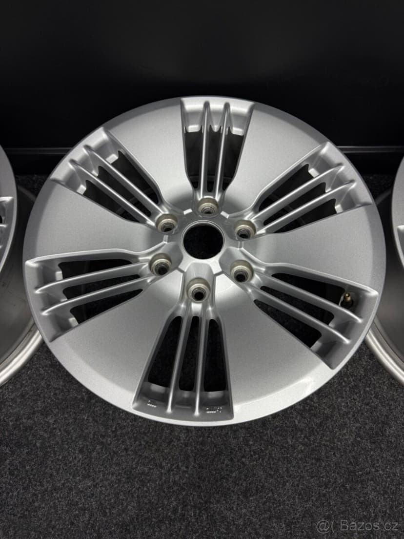 Alu ISUZU 6x139.7 18”