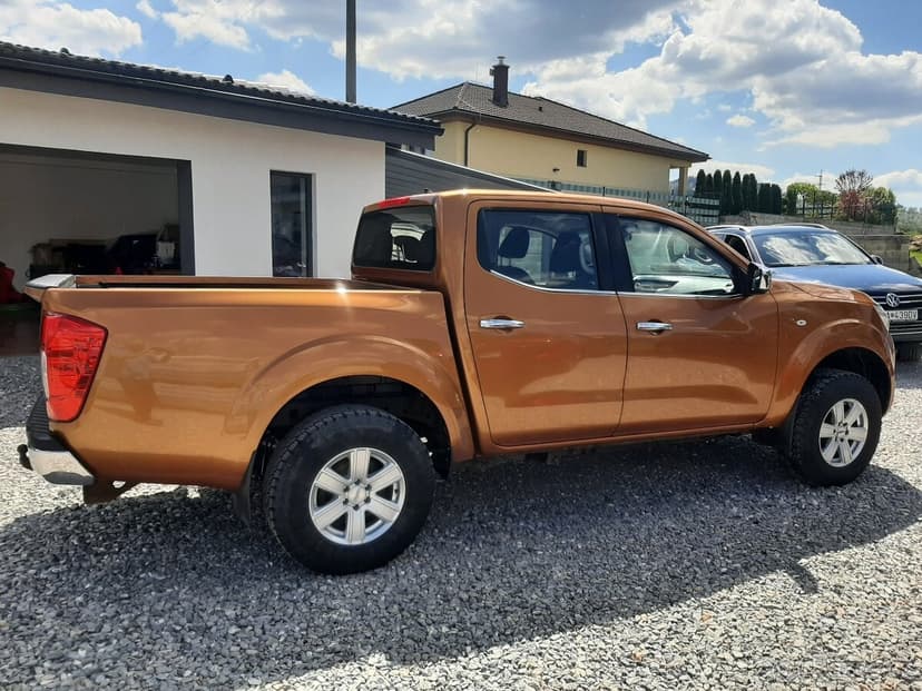 nissan navara 2,3d 120kw NP300