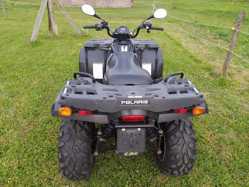 Polaris Hawkeye 300 4x4