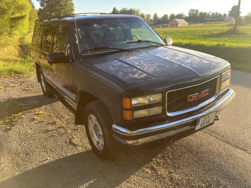 GMC Yukon 5.7 V8 automat 4x4 LPG / tažné 3t