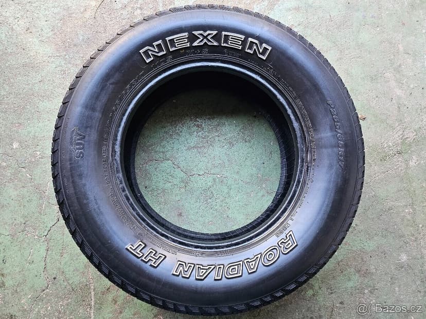 Pár A/T pneu Nexen Roadian HT 265/65 R17
