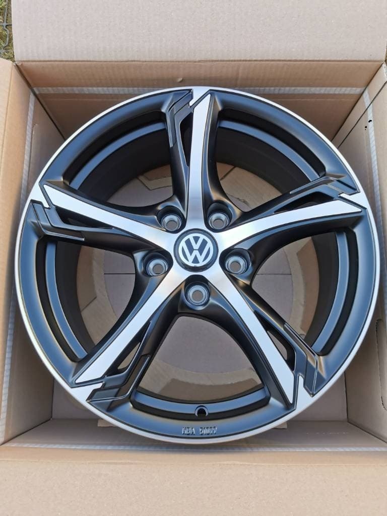 Vw Multivan alu kola Ronal 5X120 7,5X18 ET52