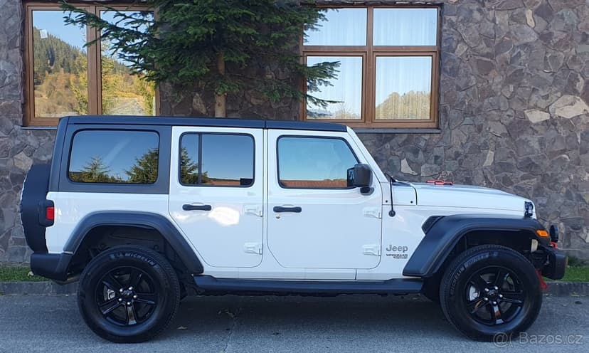 Prodám Jeep Wrangler JL Sport 3.6 V6 4x4