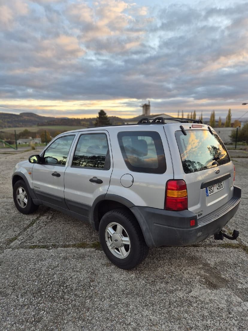 4x4 offroad Ford Maverick