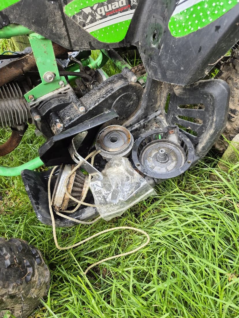 Dětská čtyřkolka xquad