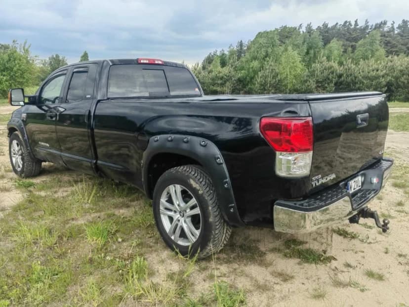 Toyota Tundra 5.7 V8 4x4 LPG