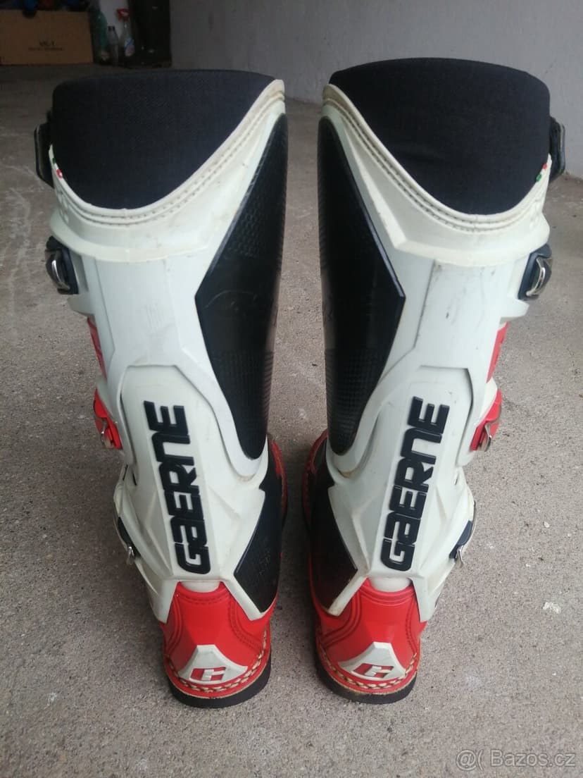 Prodam motocrosove boty gaerne sg12