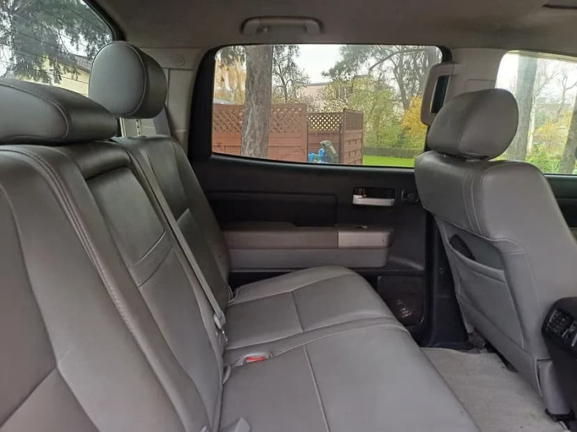 Toyota Tundra 5.7i V8 4x4 LPG Long cab