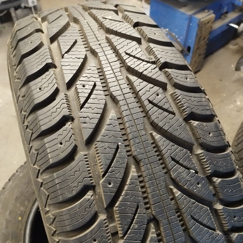 Zimní pneumatiky 215/65/16 Cooper