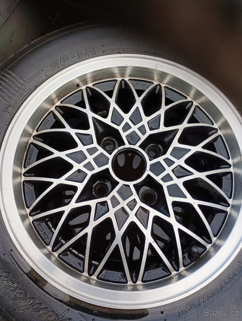 Pavučiny 8j R14 4x108 et40