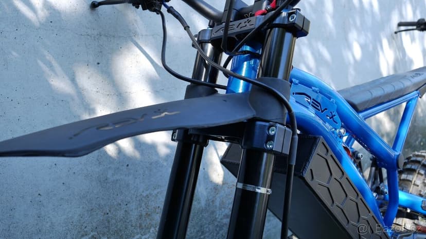 RevX - Elektro-motorka - 17 kW - 2024