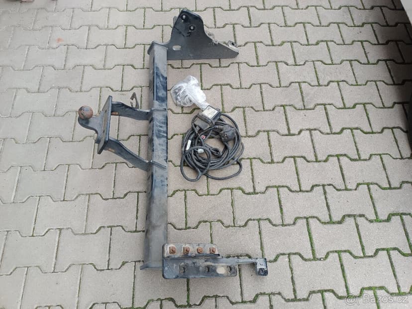 Tažné zařízení Navara NP300, D23, 2016