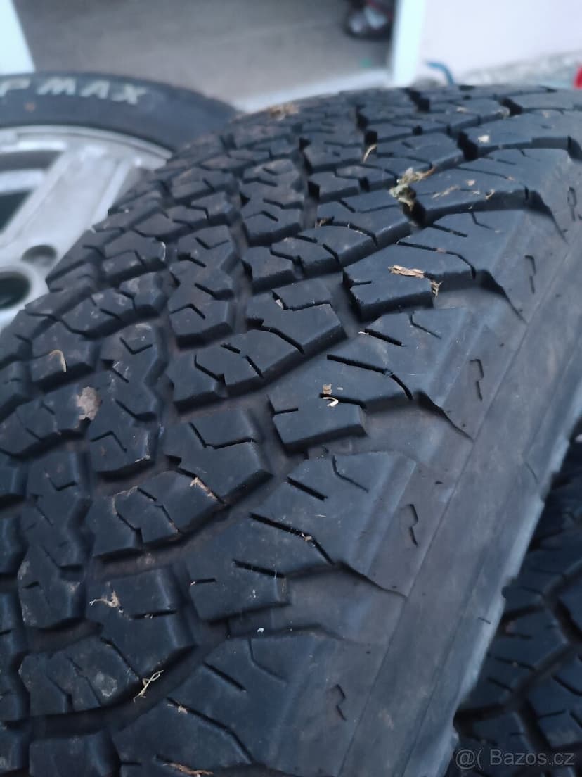 Alu Kola Jeep Cherokee KJ