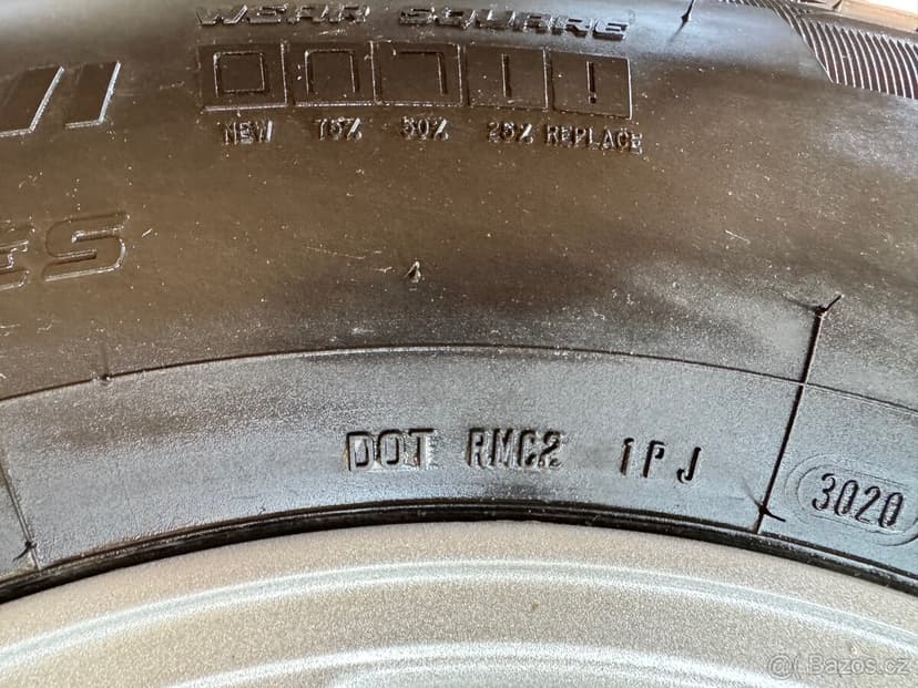 Toyota land cruiser 90/95 originální sada kol