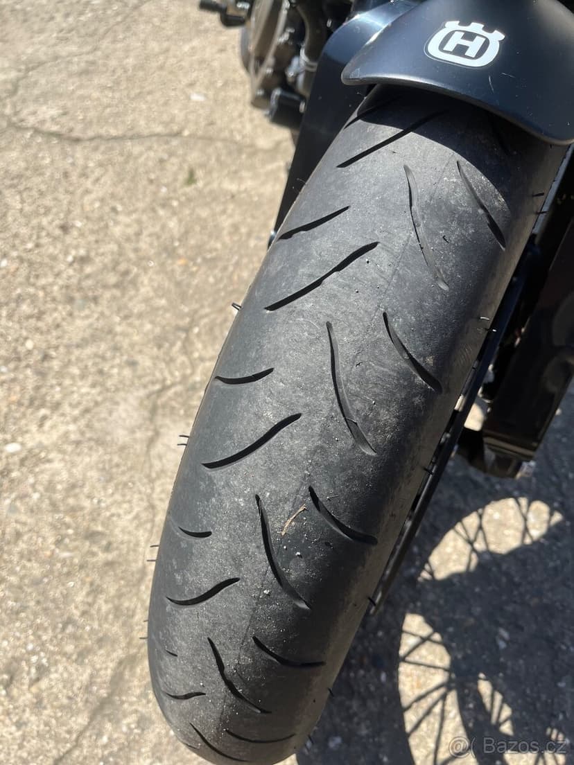 Husqvarna svartpilen 125