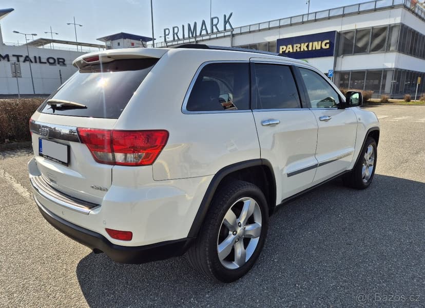 JEEP GRAND CHEROKEE 3.0CRD 177KW ROK 2011 OVERLAND-PANORAMA