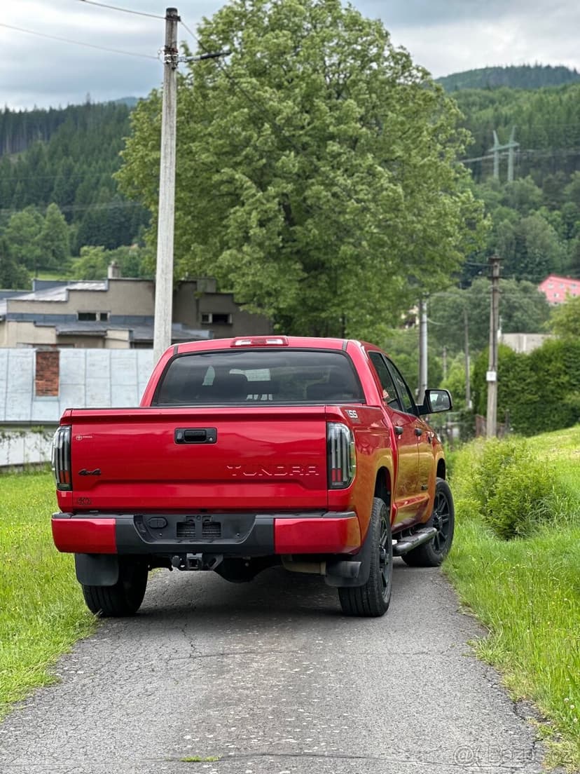 Toyota Tundra 5.7 V8 LPG
