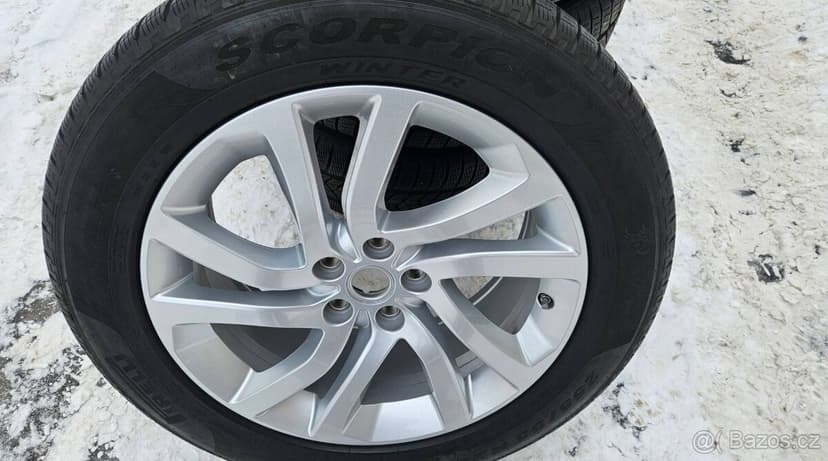 Originál Land Rover ALU kola R20 5x120 + Pirelli