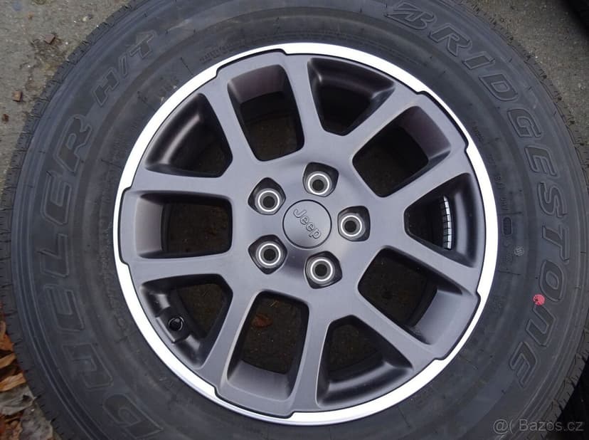 Alu disky Jeep Wrangler, 18", 5x127, celoroční Bridgestone