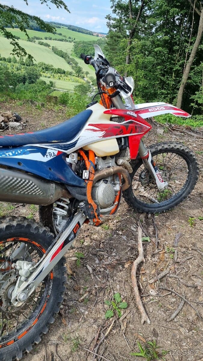 Ktm exc-f 250 sixdays AKRAPOVIČ