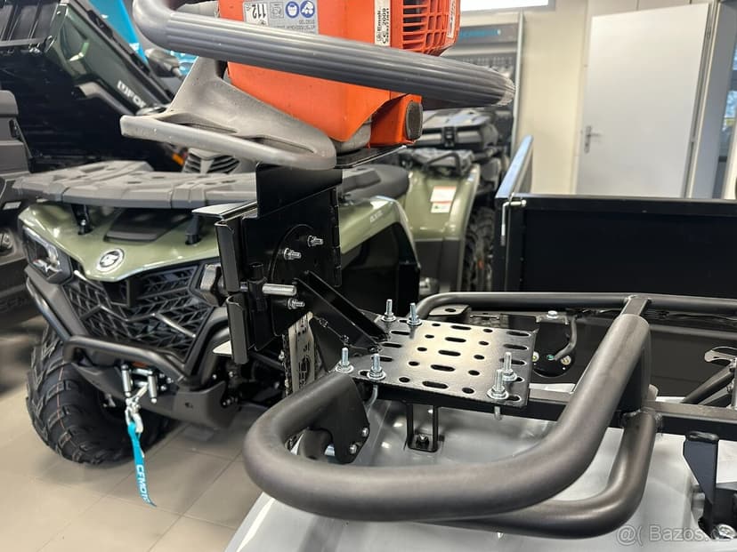 Držák motorové pily Kolpin Saw Press II