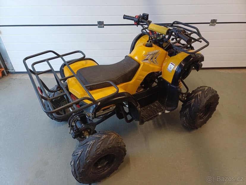 dětská čtyřkolka