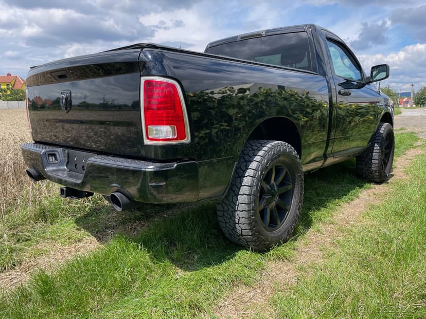 Dodge Ram 5.7 HEMI 4x4 8stup převodovka