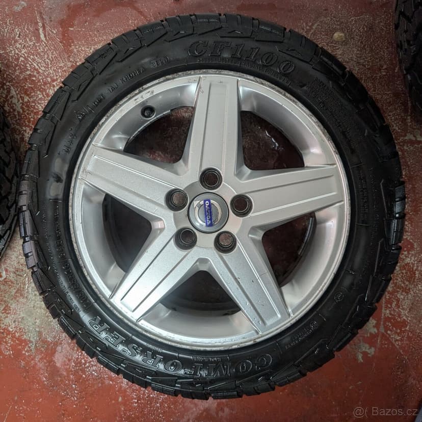 4x Alu disky Volvo/Jaguar 205/55 R16 ET52,5 5x108