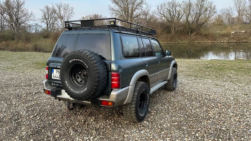 Nissan Patrol Y61 Nova STK