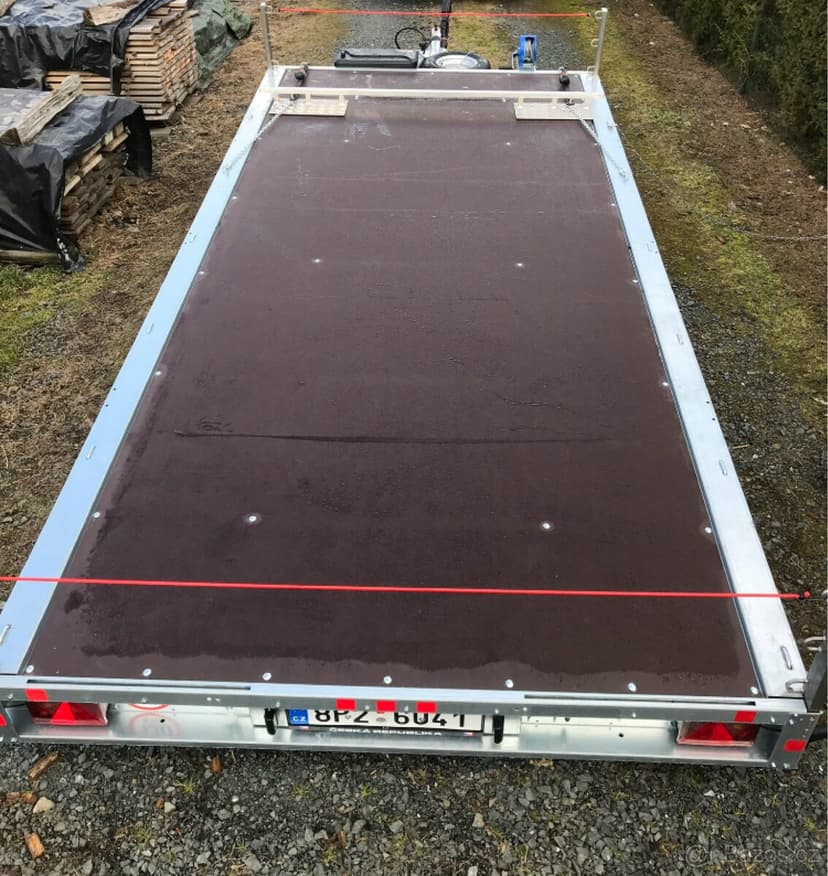 Přívěs plato 4,5 m,3t