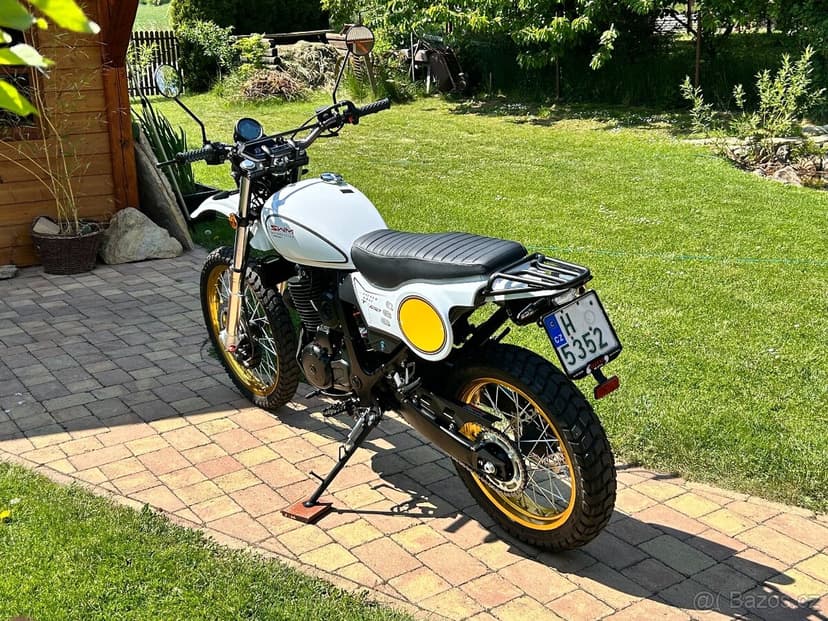 SWM Silver Vase T 650