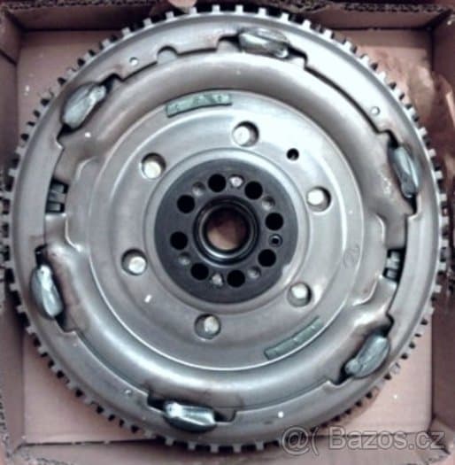 vstřiky,čerpadlo,nissan navara,pathfinder 2,5dci motor PRAHA