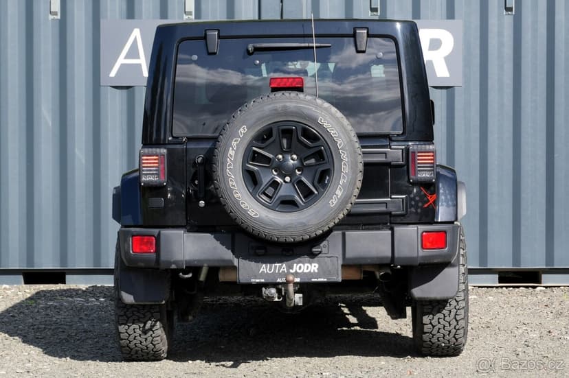 Jeep Wrangler 3.6 V6 4x4 209 kW, Tažné, Kamera