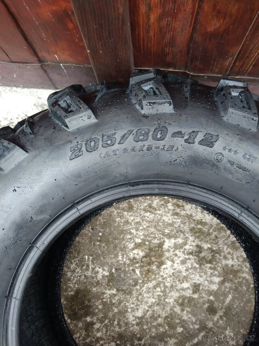 Nové Pneu na čtyřkolku